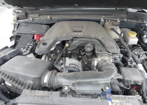 2020 Jeep Wrangler Unlimited Freedom 4X4 z USA, uszkodzony, nr VIN 1C4HJXDG8LW274631